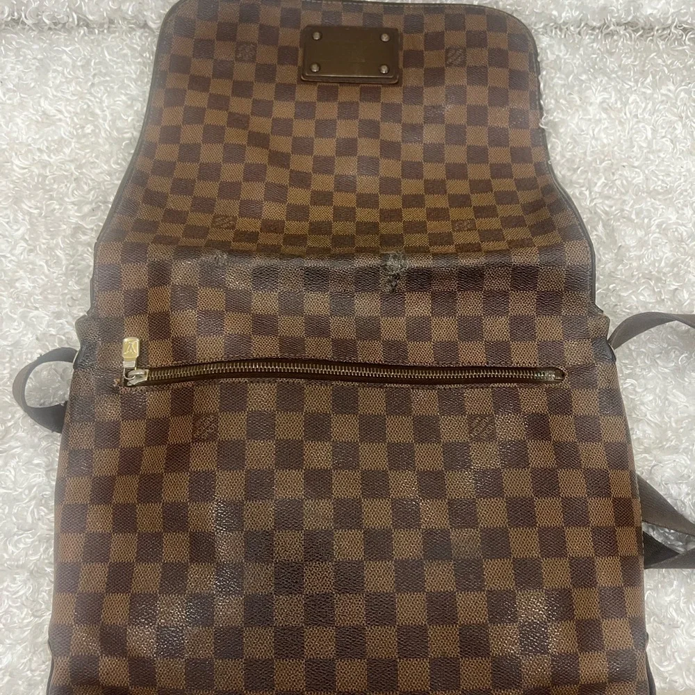 Louis Vuitton Damier Brooklyn MM Messenger bag